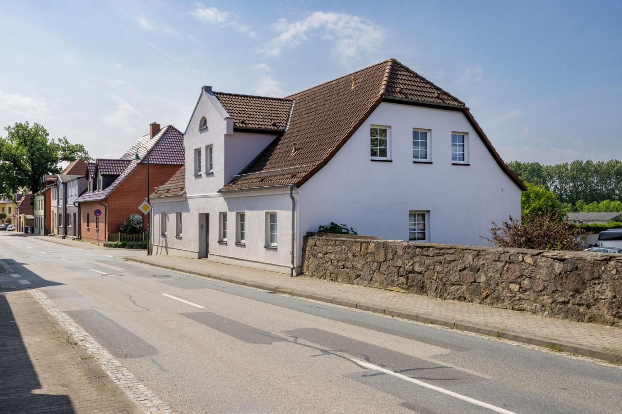 Ferienwohnung "Flori'S Ponyhof" Kröpelin Exterior foto